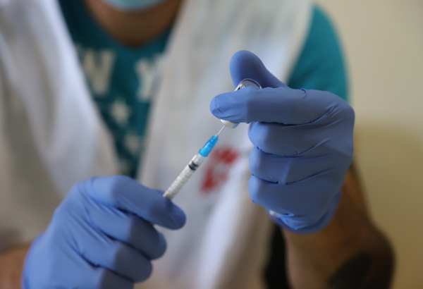 Combatendo a COVID-19 no Líbano por meio da prevenção e vacinação