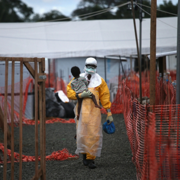 África Ocidental: MSF encerra último projeto para sobreviventes de Ebola