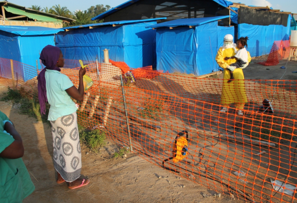 liberia-msf-msb13294-ebola-martin_zinggl