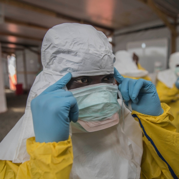 liberia-msf-msb15952-ebola-anna_surinyach