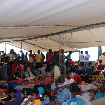 MSF participa do resgate de 3 mil pessoas no Mediterrâneo em um só dia