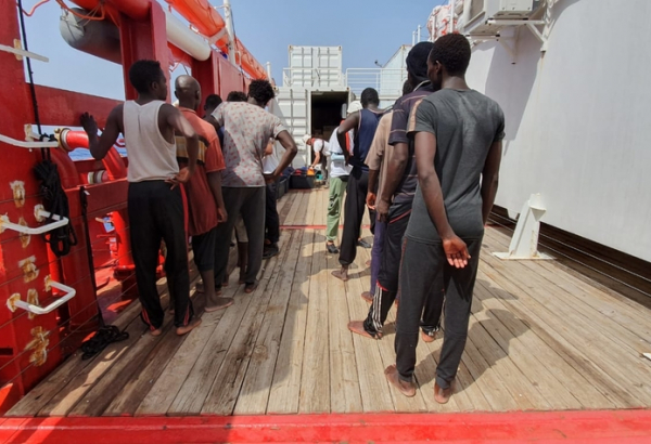 SOS MEDITERRANEE e MSF pedem que sobreviventes de resgate sejam autorizados a desembarcar em local de segurança