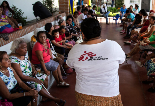 Redes sociais facilitam o acesso de vítimas de violência sexual a serviços médicos e psicológicos em Acapulco