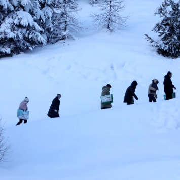 Abandonados nas fronteiras: histórias de pessoas em movimento no inverno no norte da Itália