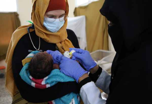 Dificuldades no acesso a atendimento pré-natal é uma realidade para muitas mulheres no Iêmen