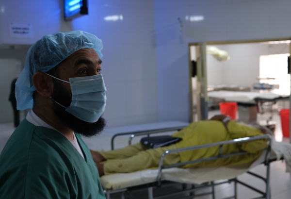 Afeganistão: aumento da violência em todo o país limita gravemente o acesso a cuidados de saúde