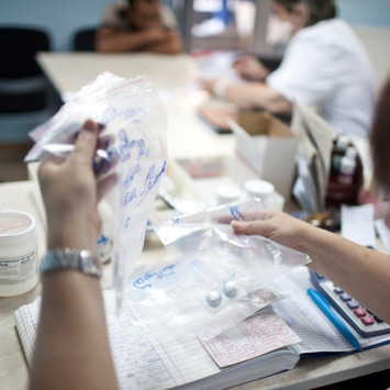 Testes clínicos buscam melhores tratamentos para cepas resistentes da TB