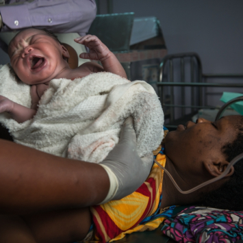 Quênia: após seis anos melhorando o acesso a partos seguros, MSF transfere atividades em Likoni