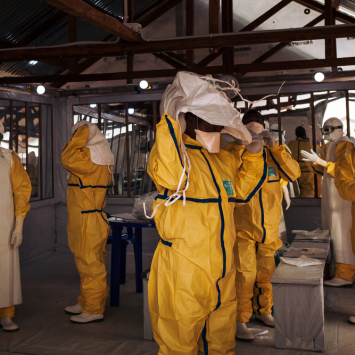 MSF suspende atividades médicas após ataque a Centro de Tratamento de Ebola na RDC