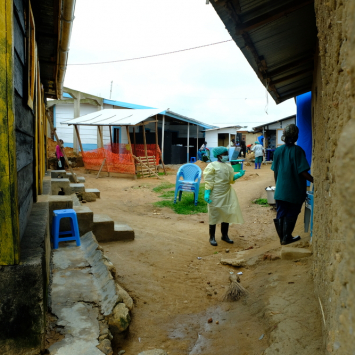 Ebola: reflexões depois de um ataque