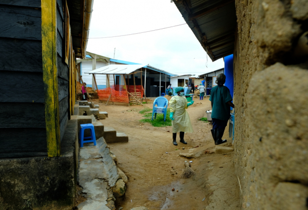 Ebola: reflexões depois de um ataque
