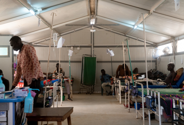 Confrontos provocam influxo em massa de feridos e deslocados no Sudão do Sul