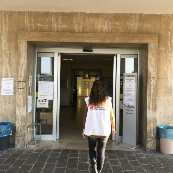 Como MSF está apoiando os países em meio a pandemia de Covid-19