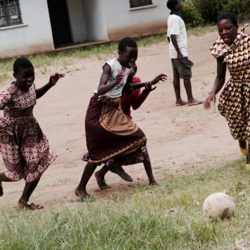 “Achei que o HIV fosse o fim da minha vida. Agora, quero ajudar meus colegas.”