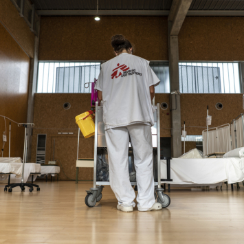 A Espanha precisa melhorar urgentemente o atendimento aos pacientes idosos de COVID-19