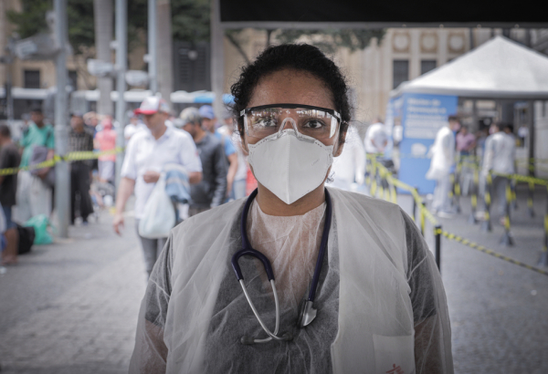 5 depoimentos de profissionais de MSF que atuam contra a COVID-19