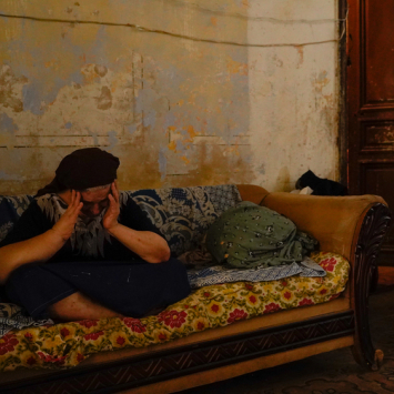 As marcas da explosão continuam vivas na população de Beirute