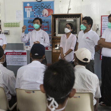 Mianmar: após 26 anos, MSF transfere pacientes para o Programa Nacional de Aids