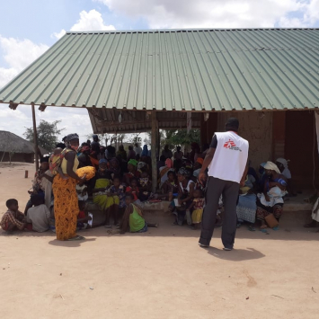 Moçambique: COVID-19, malária e outras doenças ameaçam deslocados pela violência