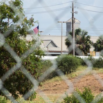 Migrantes detidos no México ainda sofrem com pobreza e violência