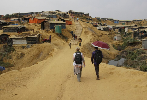 Ser rohingya em Bangladesh: "eu chorei a noite toda"