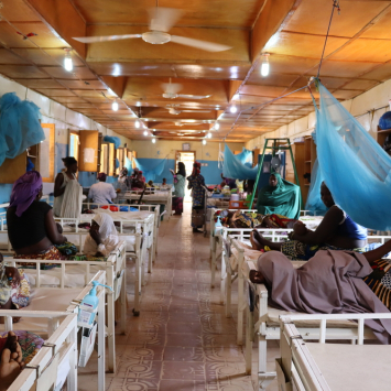 Níger: 15 anos tratando a desnutrição e a malária 24 horas por dia