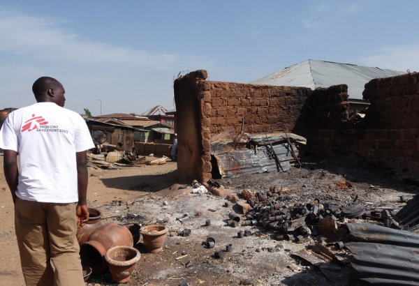 nigeria-msf-msf42163-confronto-line_geyer