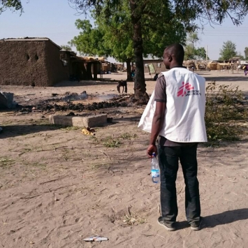 Cresce número de vítimas de bombardeio na Nigéria