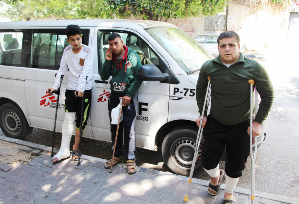 Equipes de MSF tratam graves e devastadoras feridas à bala em Gaza