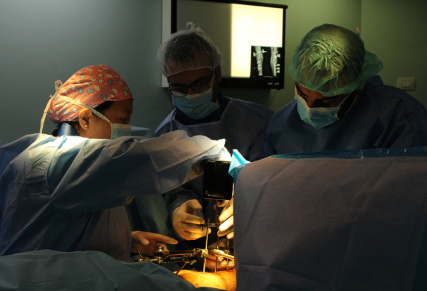 Sob bloqueio e em isolamento: tratando as infecções de Gaza