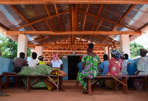 RCA: MSF pede cessar-fogo em Bangassou para permitir acesso a cuidados médicos