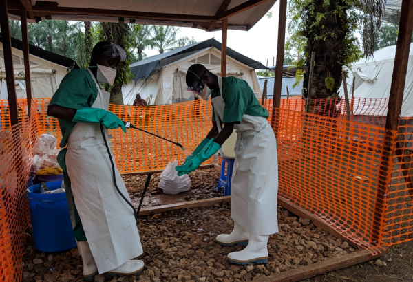 "Cortando a cadeia de transmissão"