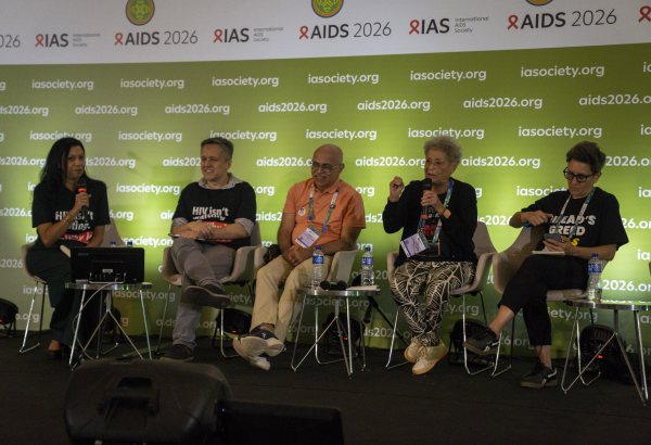 Painelistas durante o evento de MSF-Brasil “Onde está o meu lenacapavir? Como desbloquear o acesso e acabar com a epidemia de HIV”, realizado na Conferência Internacional sobre AIDS 2026, no Brasil. ©Natasha Bretas/MSF