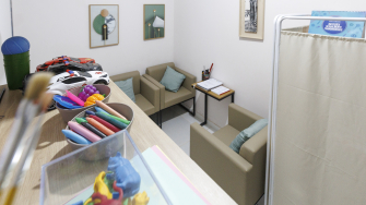 Sala de acolhimento a sobreviventes de violência sexual na Unidade Básica de Saúde (UBS) de Portelinha, construída por MSF em parceria com as autoridades locais de saúde para promover e aprimorar um atendimento mais humanizado