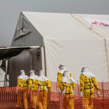 serra_leoa-msf-msb15956-ebola-anna_surinyach