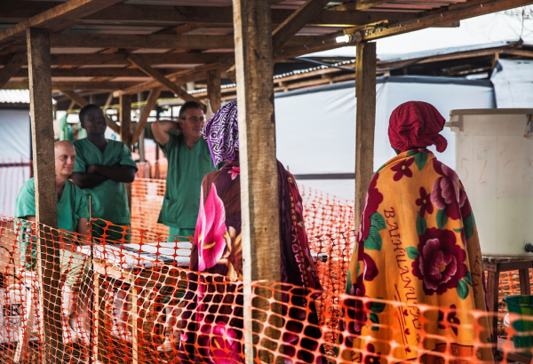 serra_leoa-msf-msb17319-ebola-anna_surinyach