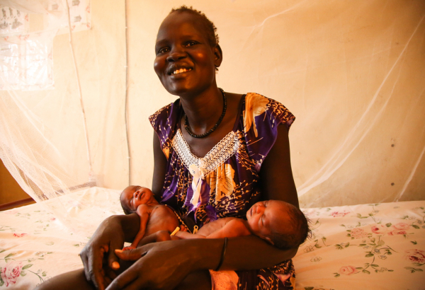 “Eu não tinha ideia de que iria ter gêmeos, mas agora estou muito feliz”