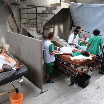 terremoto-julie_remy